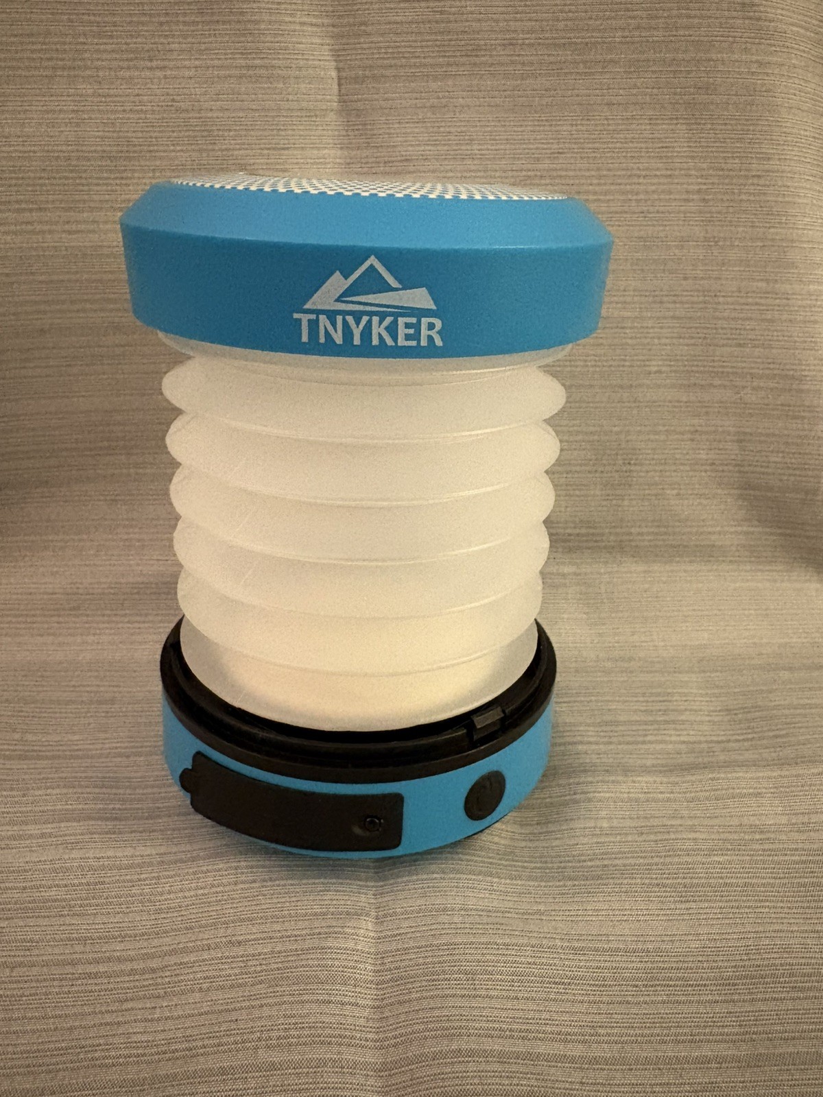 TNYKER Rechargeable Collapsible Solar LED 2n1 Camping Lantern and Flashlight
