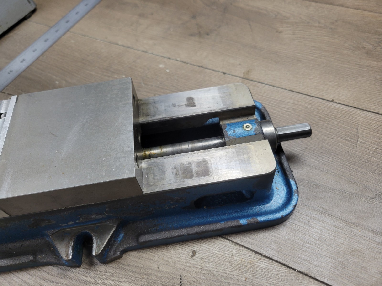 4" ANGLE LOCK MILLING VISE JAPAN