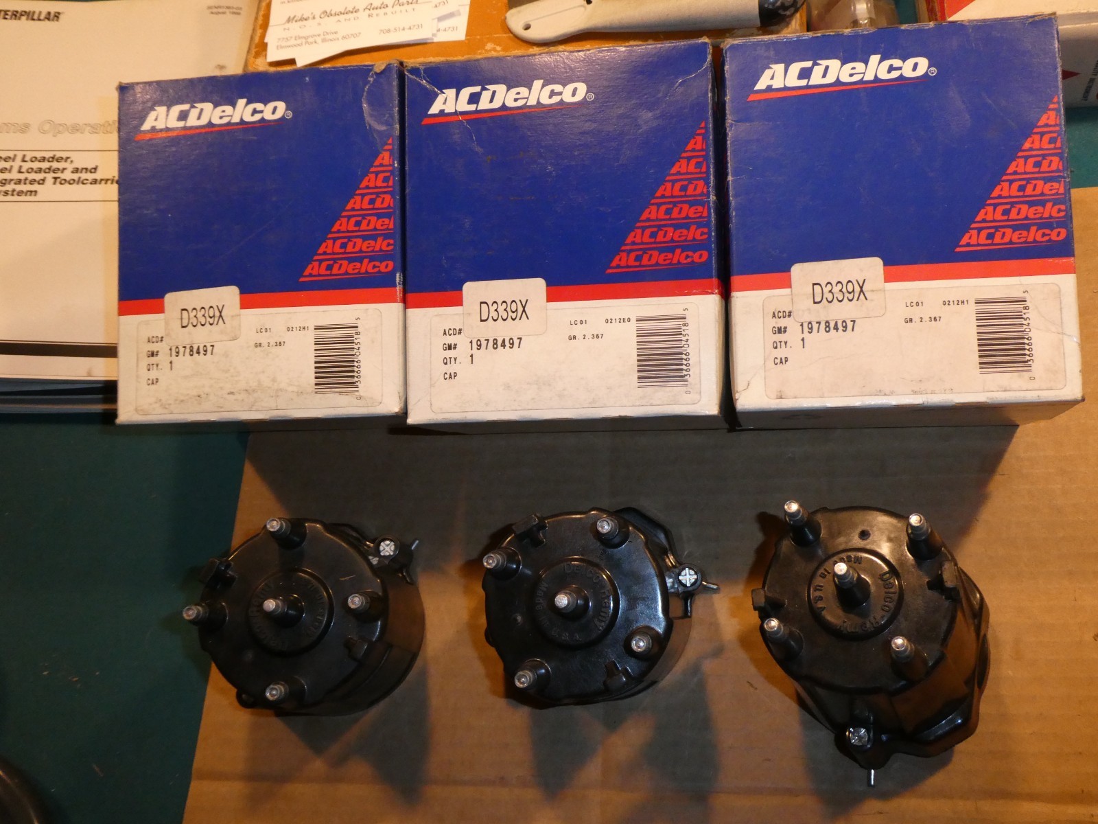 Delco D339X 4cyl Distributor Caps 3pcs