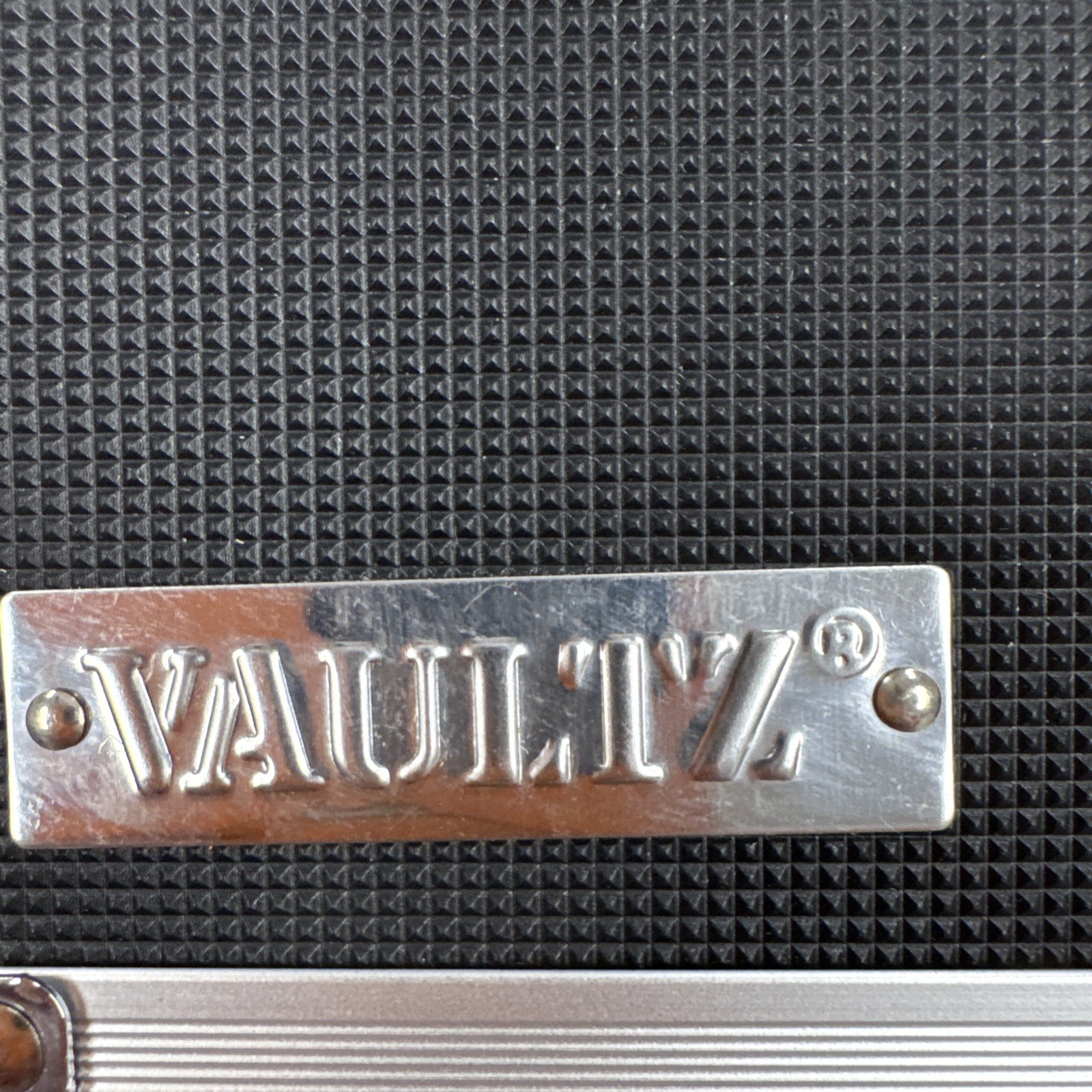 VAULTZ Personal Locking Storage Box VZ00102 Dial Combination Lock Box