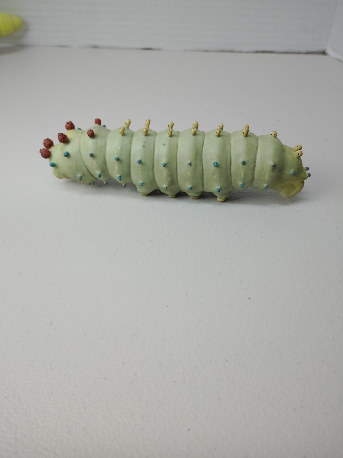 Vintage 1994 Realistic Caterpillar Safari Smithsonian Giant Insects Toy Garden