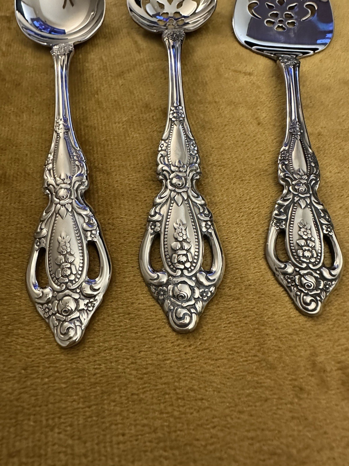 Vintage 3 Piece Serving Set Oneida Monte Carlo Pattern Deluxe Stainless - MINT