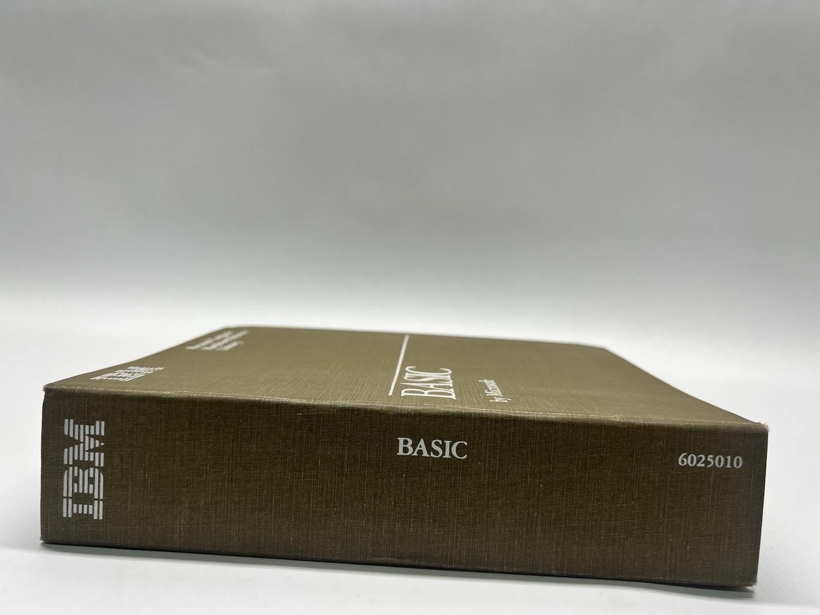 1982 IBM Personal Computer Hardware Reference Library Basic By Microsoft 6025010