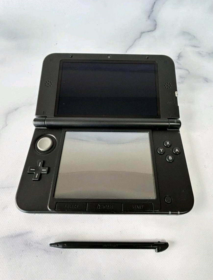 Nintendo 3DS XL LL Handheld Gaming Console With SD + AC