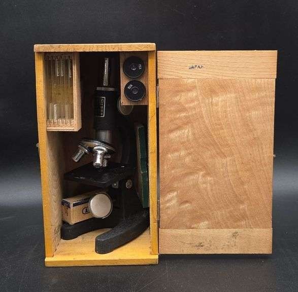 VTG Perfect Microscope Model 804 w/Specimen Slides Wood Box Made In Japan Bundle