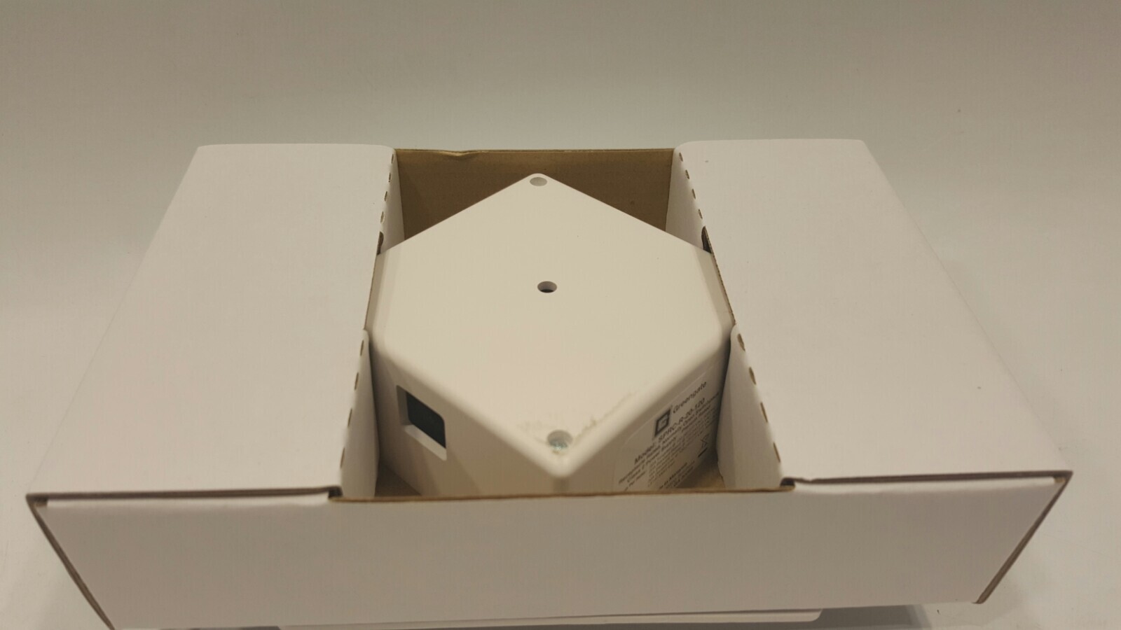 Cooper Lighting SPRC-R-20-120 | Switchpack, CAT5 Receptacle Rated, 20A, 120V New