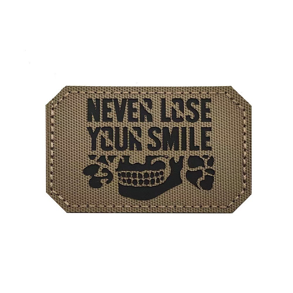 Reflective IR Gosht Skull Never Lose Your Smile Russia Tatical Hook Patch Desert