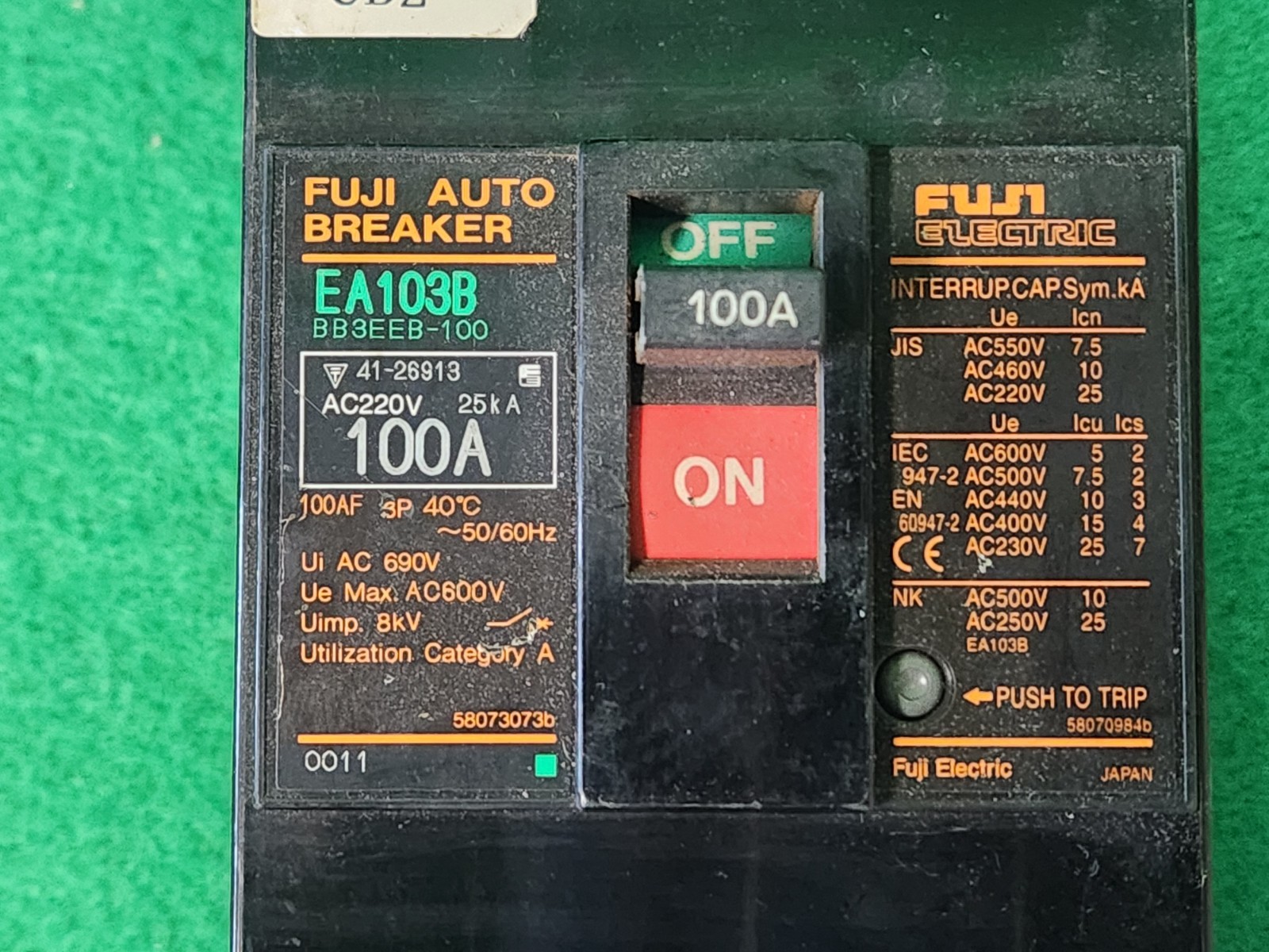 Fuji Electric EA103B BB3EEB-100 BB3EEB-100A AUTO BREAKER, USED