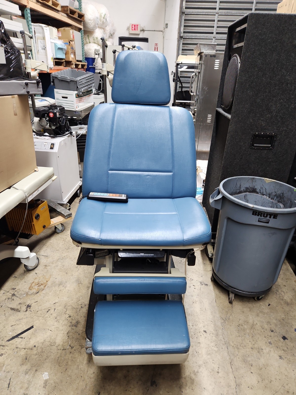 Midmark 411 Examination Power Procedure Chair With Hand Control T01023