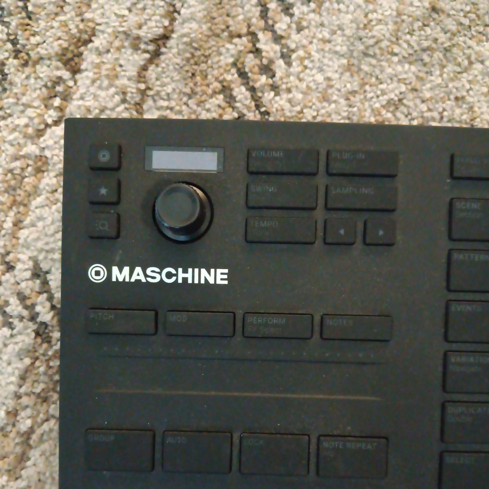 Native Instruments Maschine Mikro MK3 Sampler Sequencer Black 16 Pads