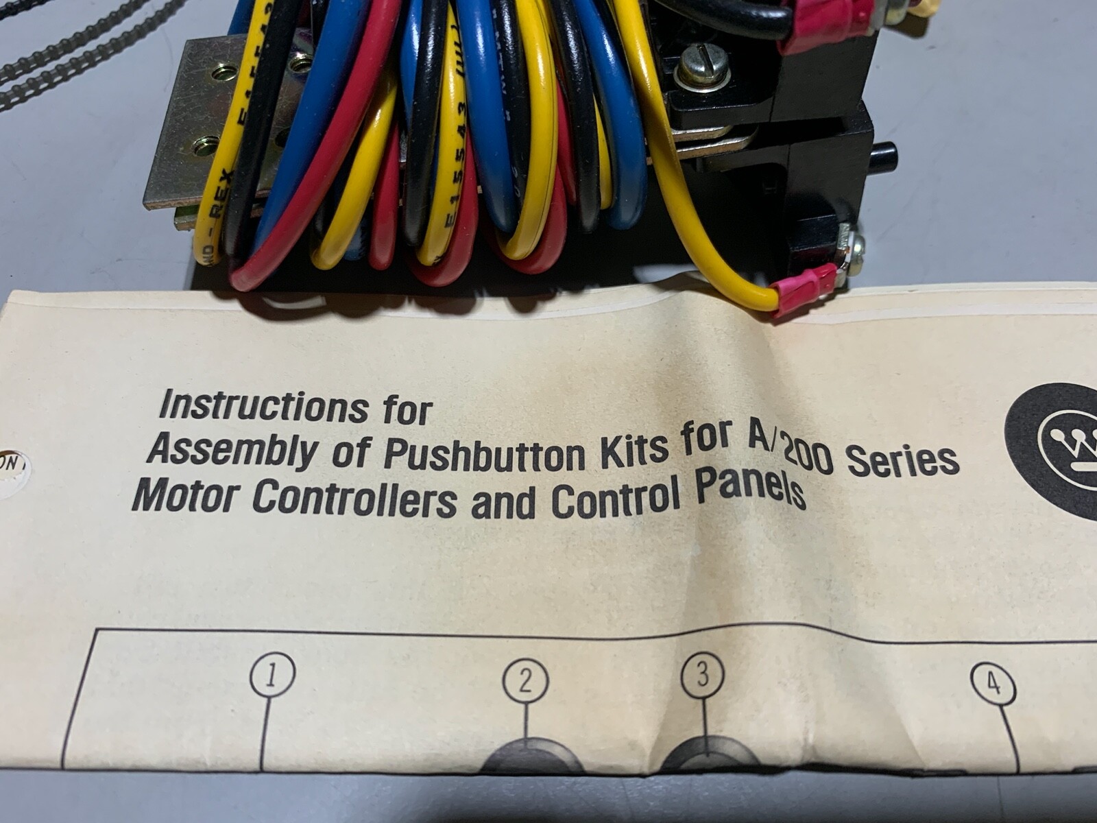 One (1) Genuine Westinghouse PBK-2 Pushbutton Kit Forward Reverse Stop, NOS