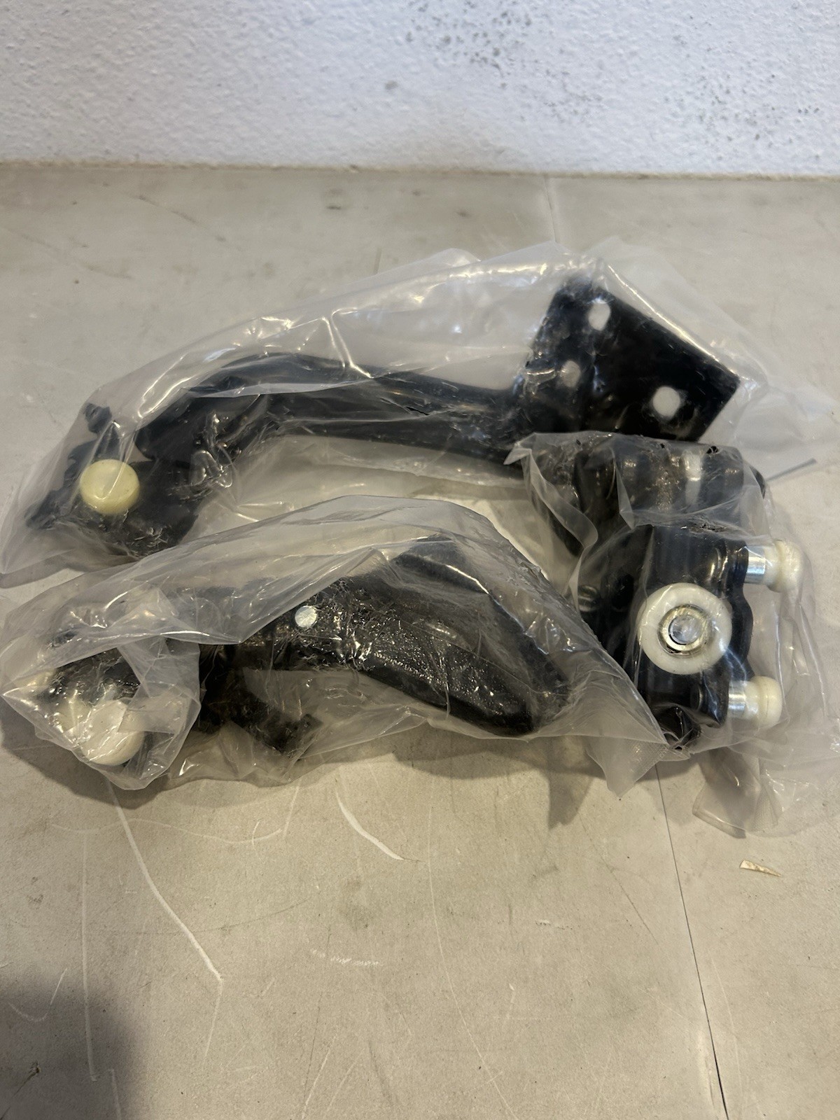 3Pcs 68271842AA Sliding Door Roller Hinge Replcament for RAM ProMaster 1500