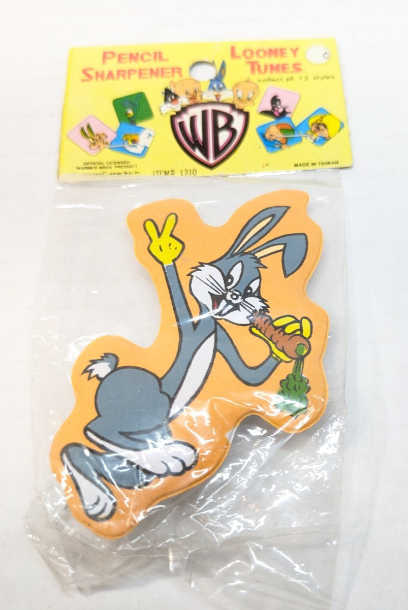 Bugs Bunny w/Carrot Looney Tunes Kid's Vintage Pencil Sharpener 70s Taiwan