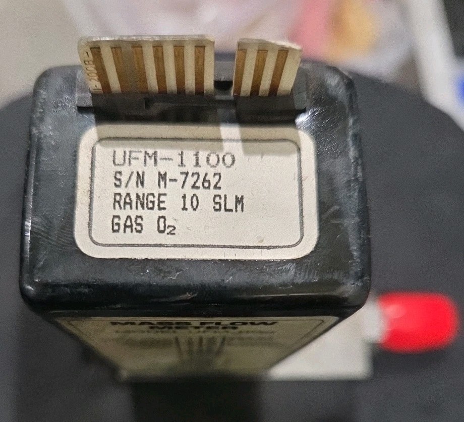 Unit Instruments UFM-1100 Mass Flow Meter
