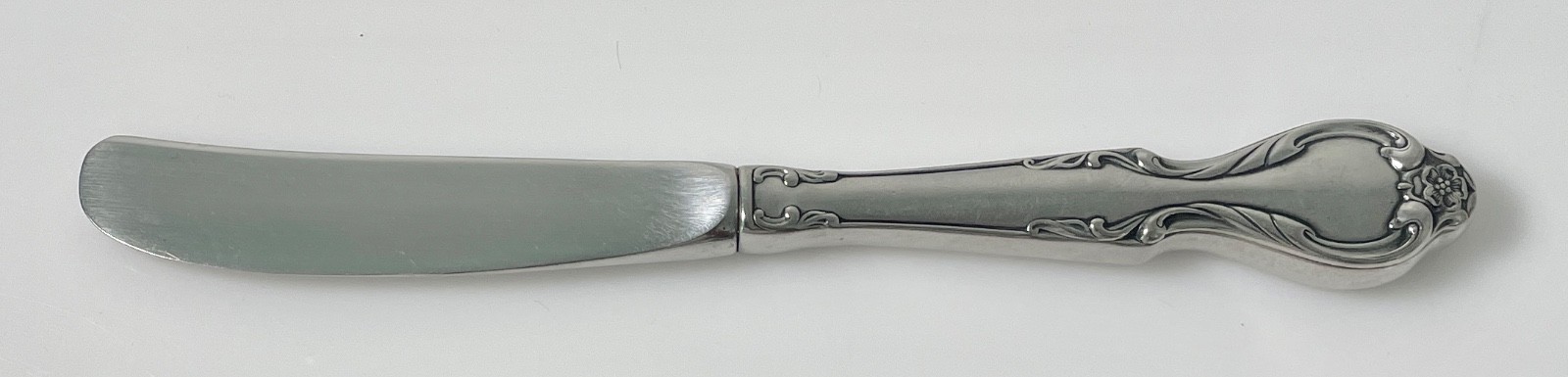 International Queen's Fancy Butter Spreader 6 5/8" Black Accent Stainless