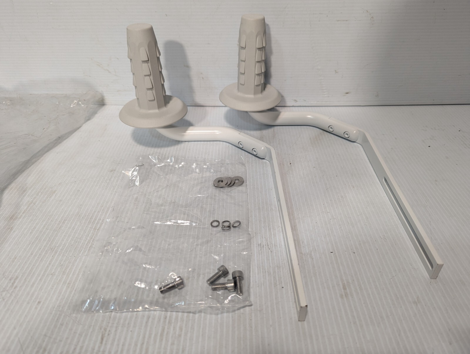 Pair of Dual Dental/Surgical Wall Mount Light Handles + Parts 01524251D
