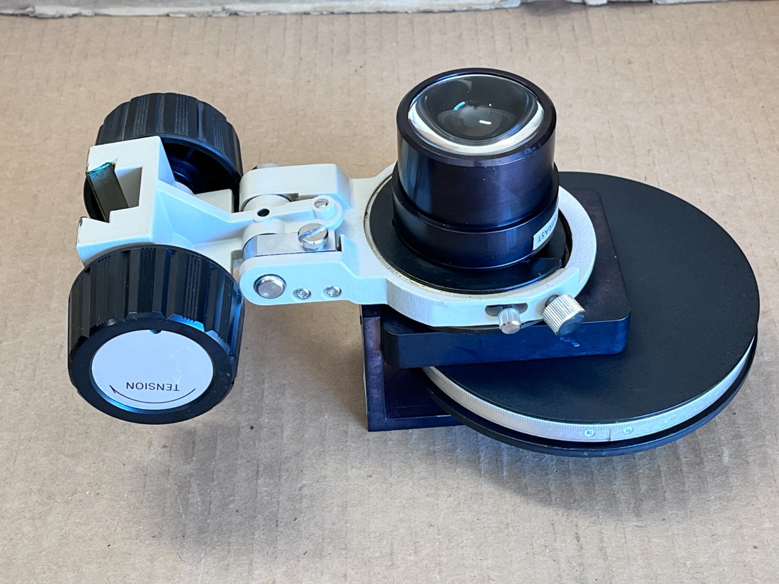 Hoffman Modulation Contrast Turret Condender on Nikon Diaphot Condenser Mount