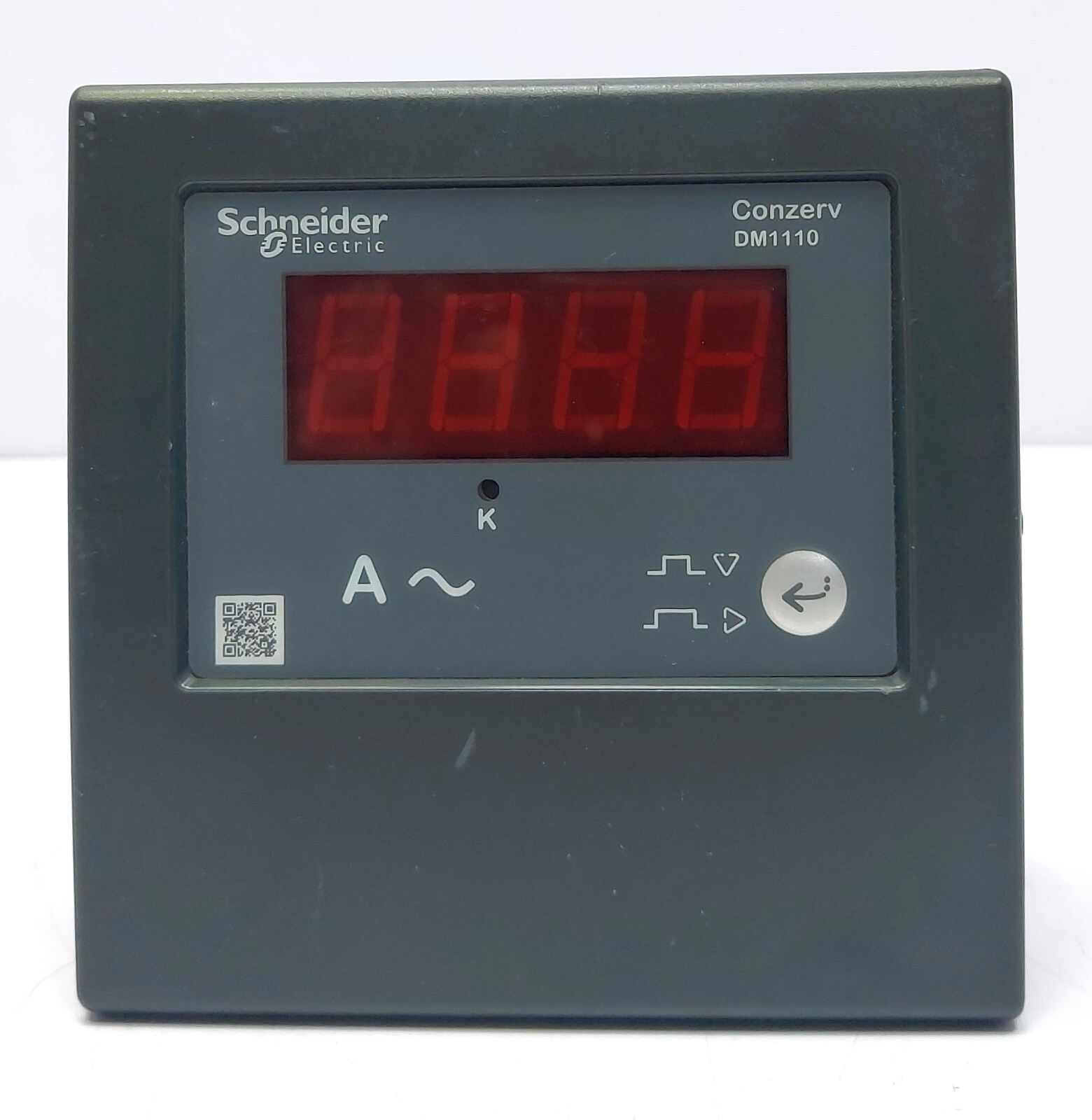 Schneider Electric Conzerv DM1110 Single Phase Voltmeter