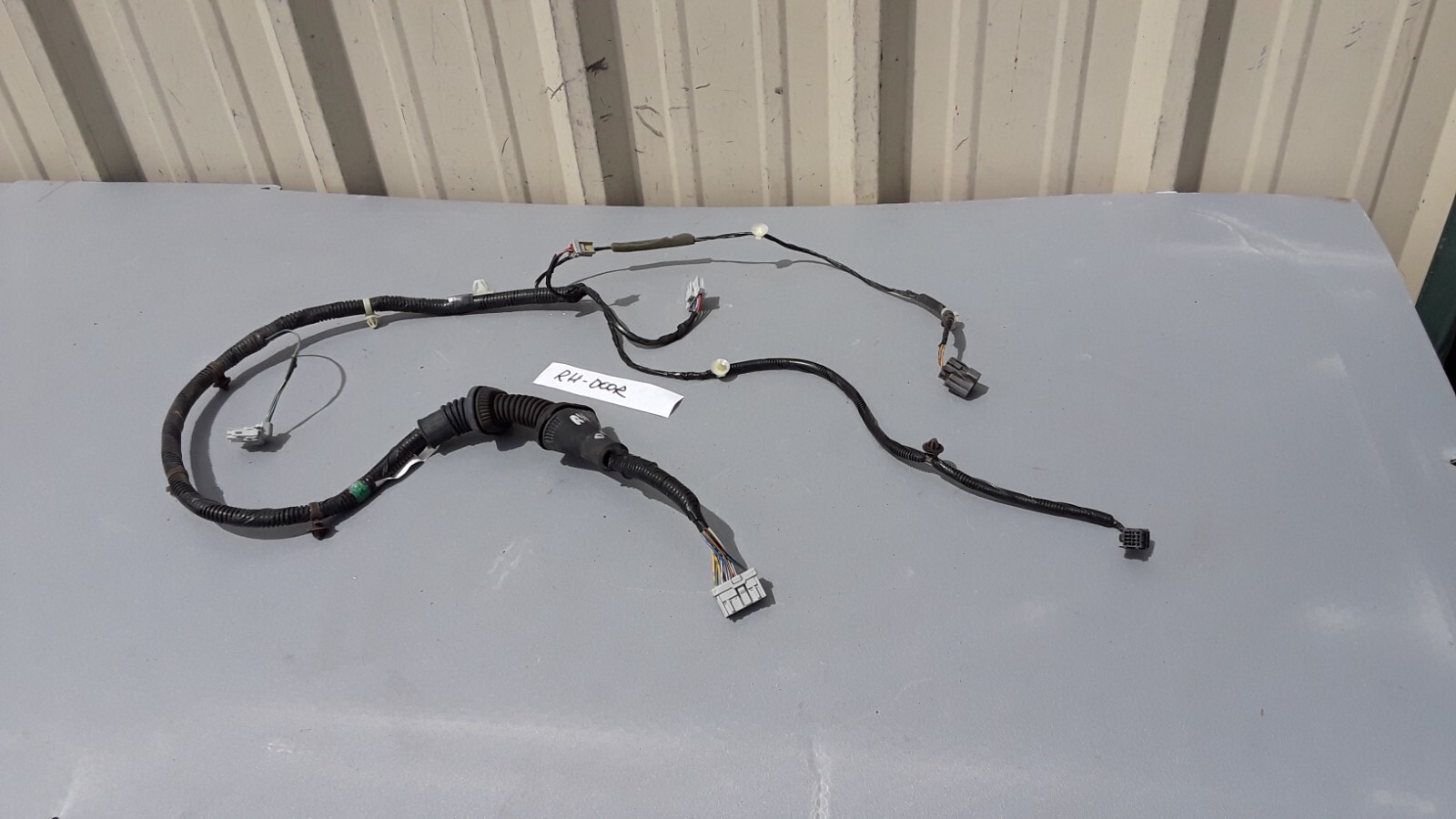 2003 - 2005 Honda Element Front Right Passenger Door Wire Wiring Harness OEM