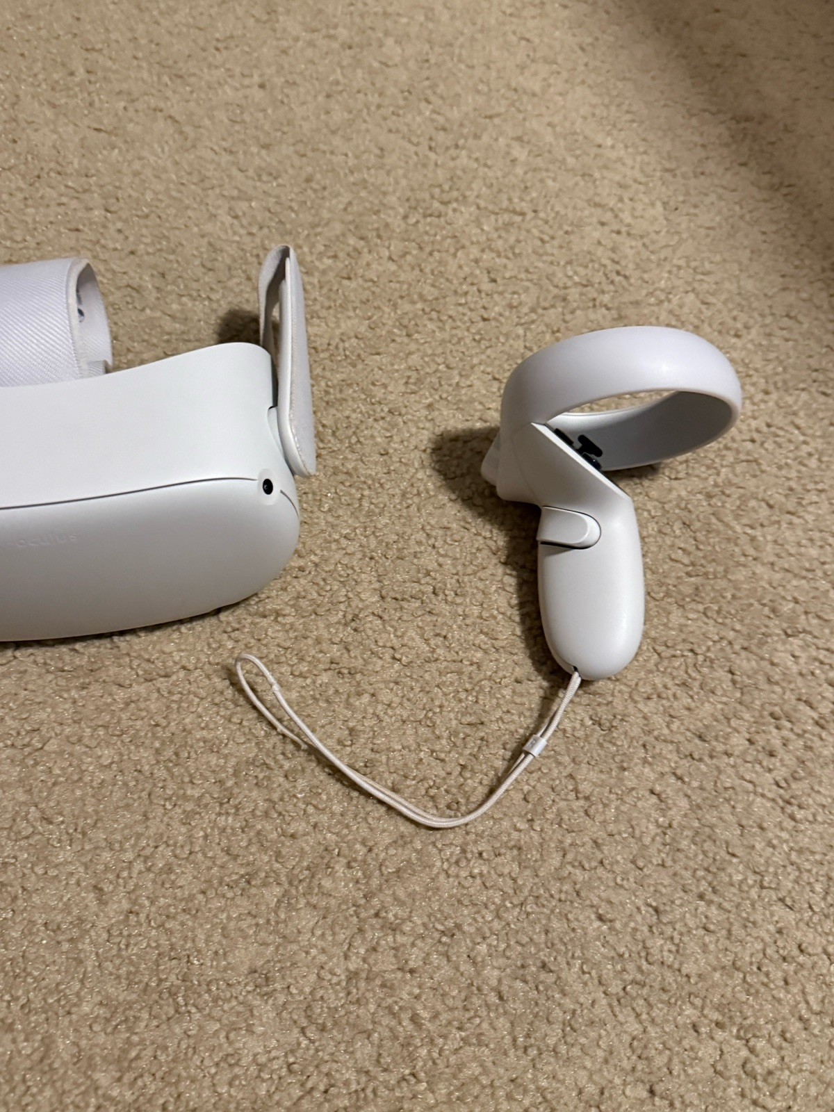 Oculus Quest 2 64GB VR System KW49CM #319