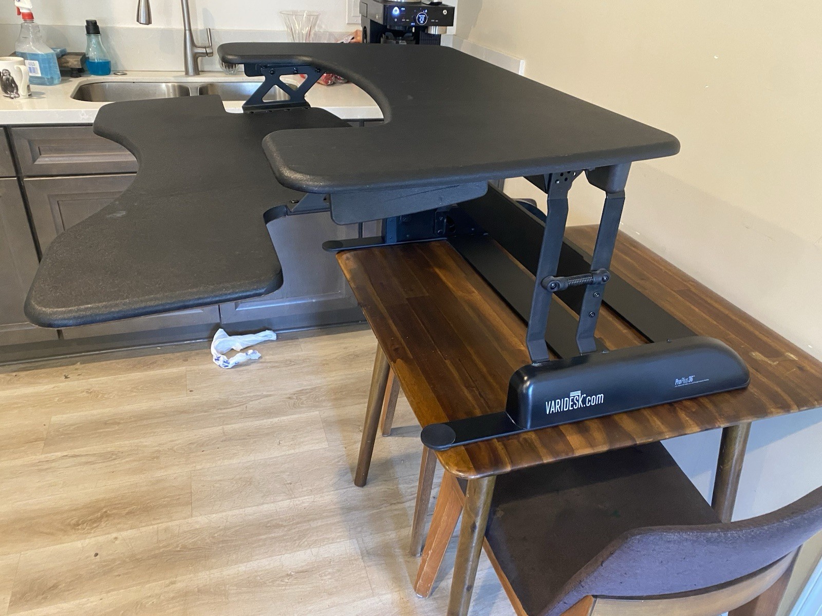 VARIDESK Pro Plus 36 Adjustable Height Rectangle Desk Converter 36in
