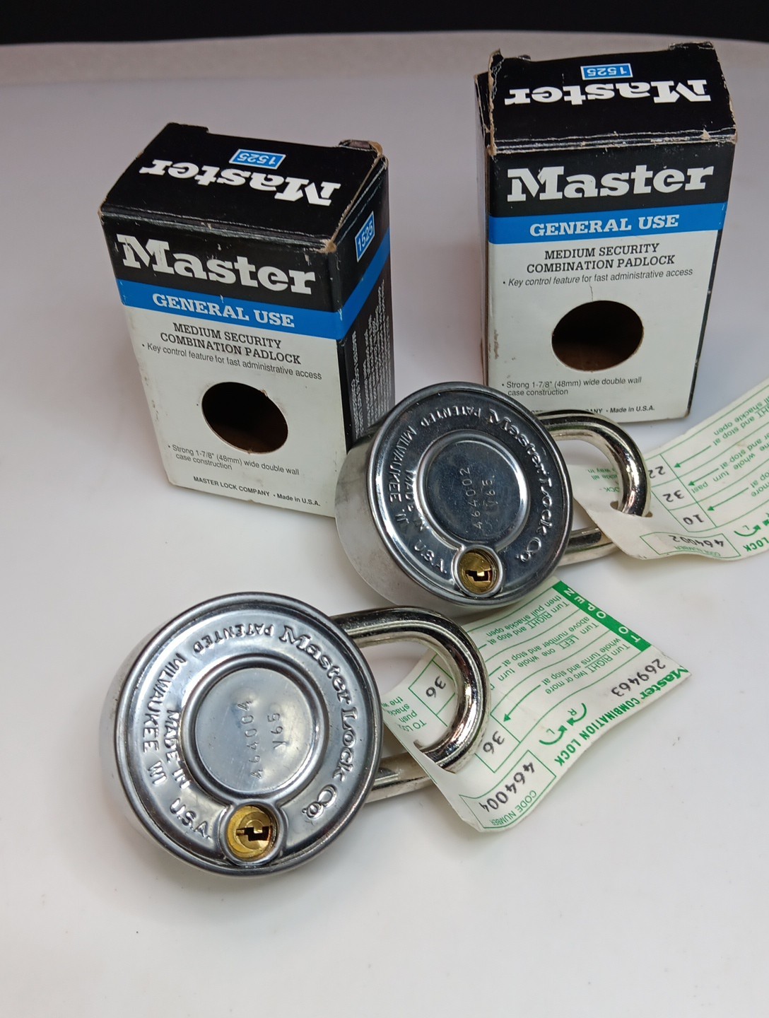 2 Master Lock Medium Security/General Use Combination Padlocks #1525 U.S.A. MADE