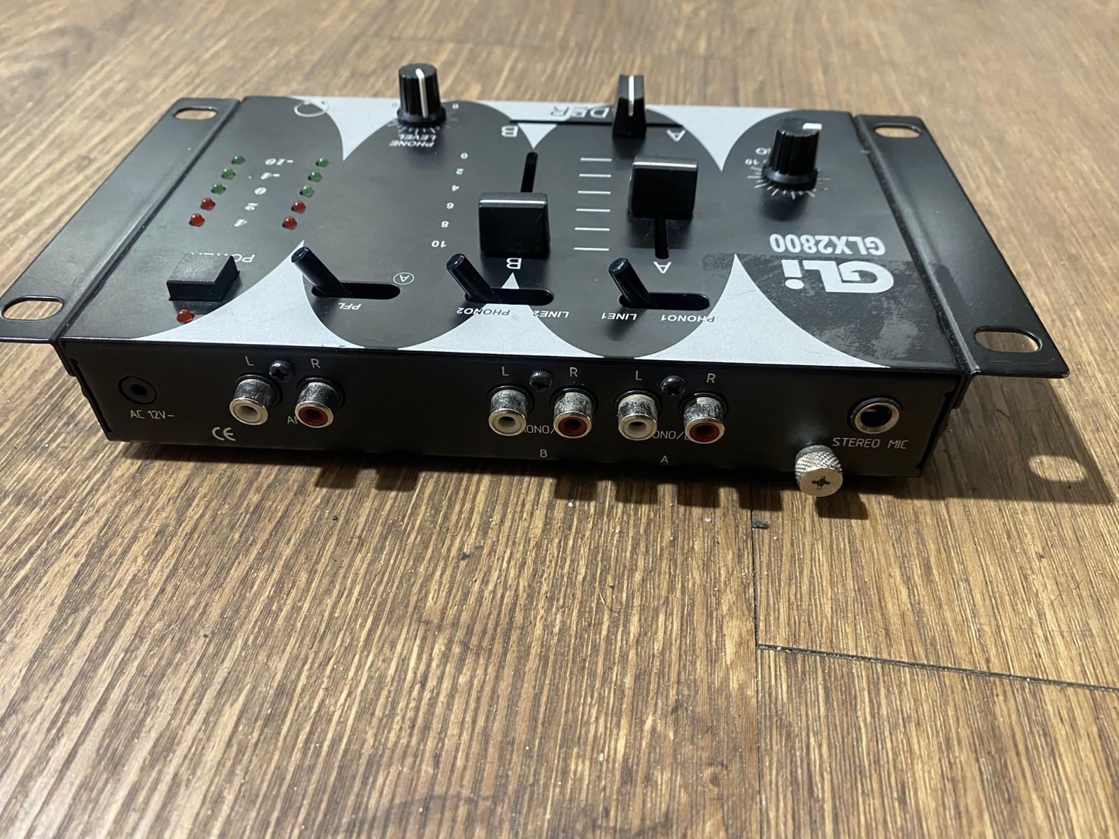GLI GLX2800 Audio DJ Mixer