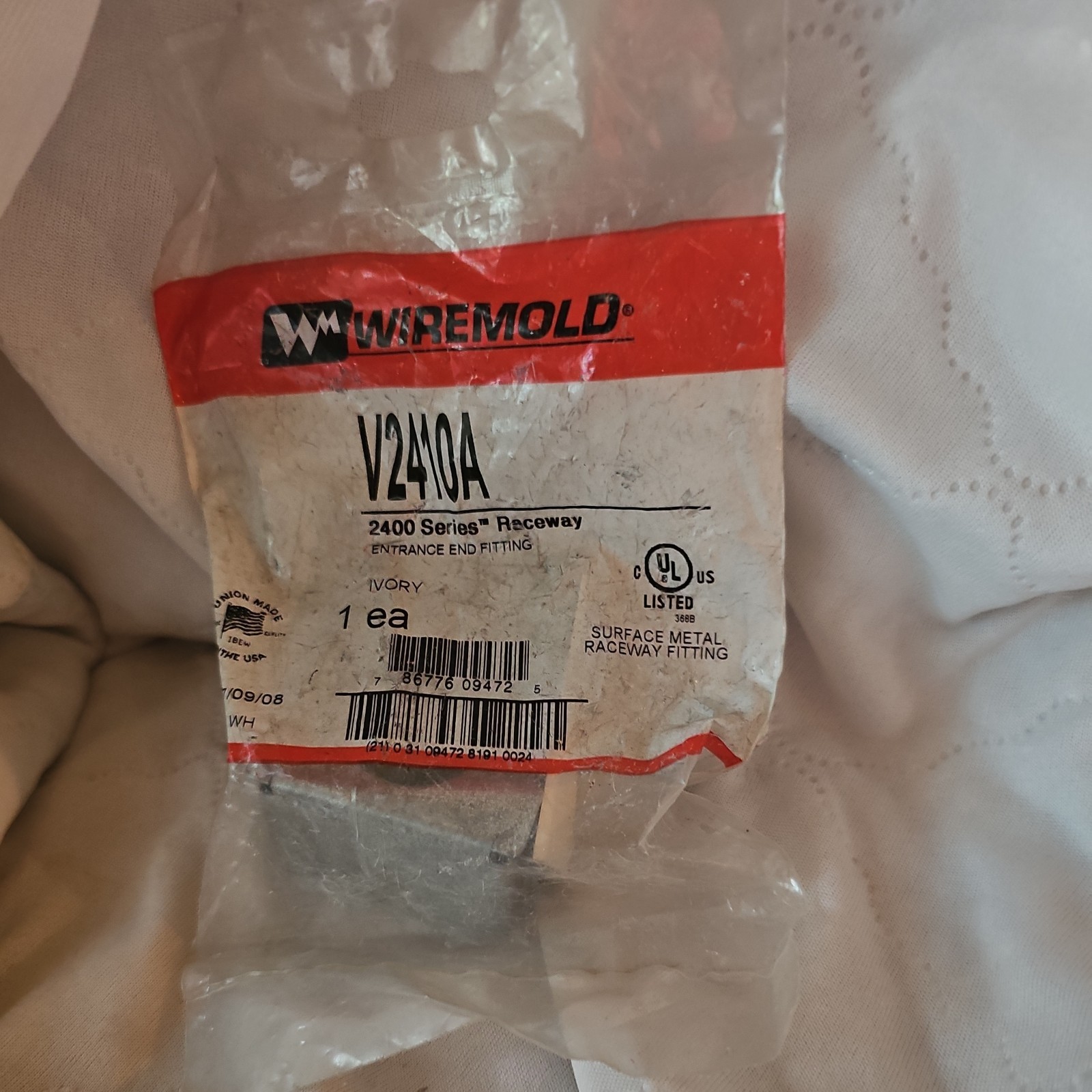Wiremold V2410A 2400 series Raceway Enterance End Fitting  ** NOS