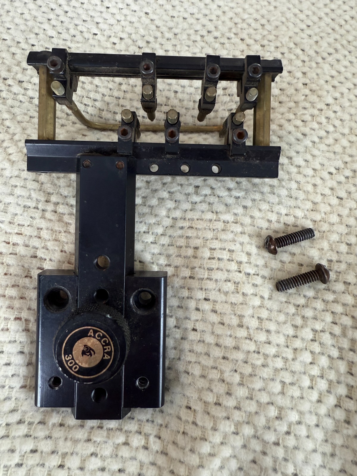 Accra 300 Dovetail Sight