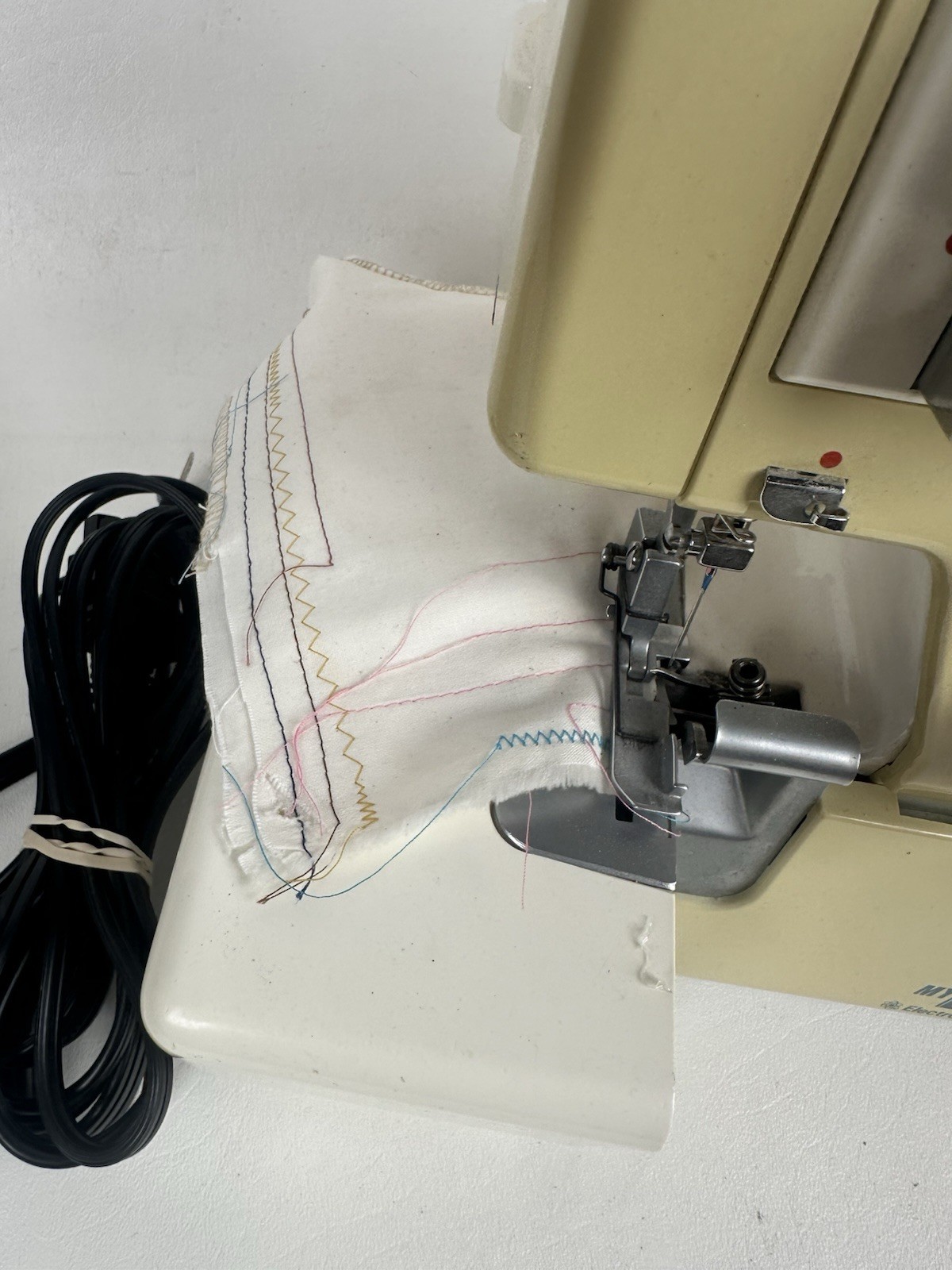 Janome New Home MyLock 203 Serger Sewing Machine