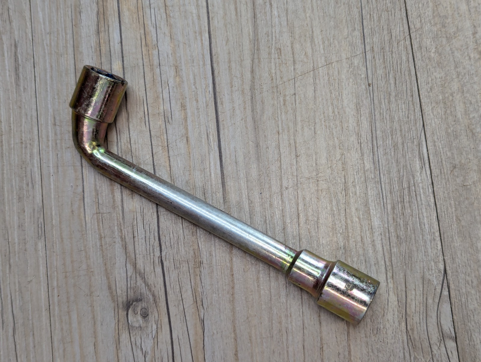 L Shaped Double Ended 6 Point Socket Wrench 13