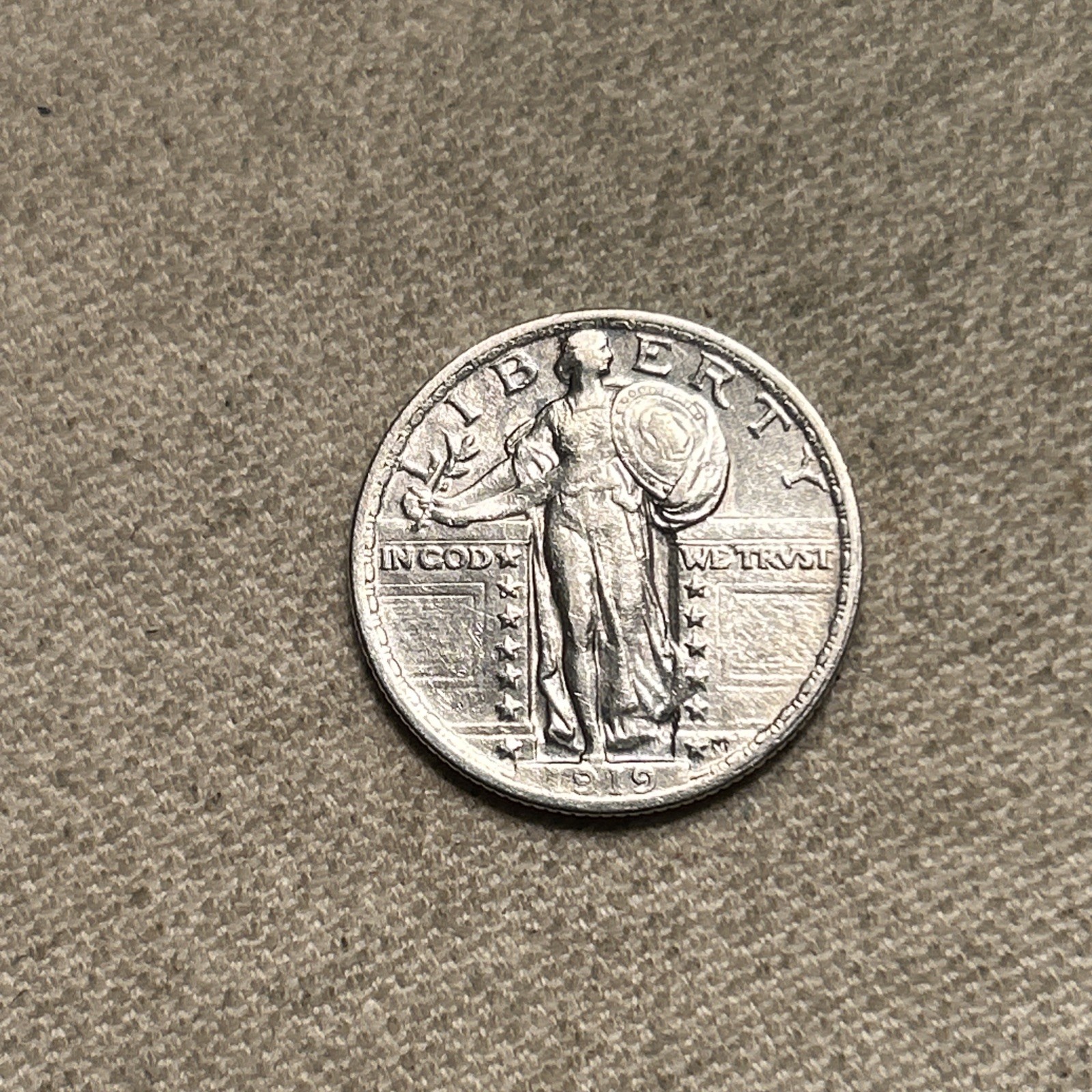 1919-P Standing Liberty Quarter 25c AU About Uncirculated Better Date DR