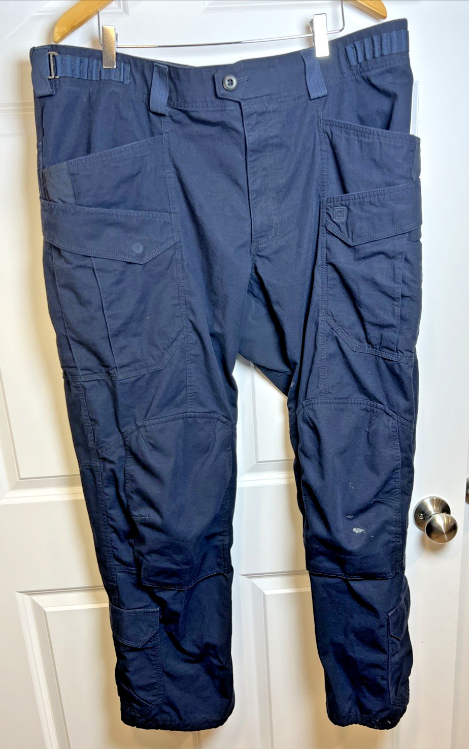 5.11 Tactical  Cordura Pants Made with Kevlar  42x31 (Tag 40x32) TLBIN 4178