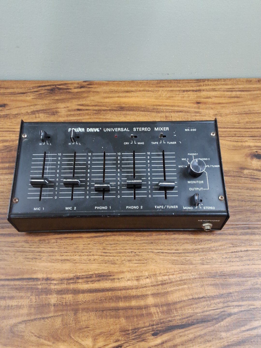 Power Drive Universal Stereo Mixer MX-200 Mixing Recording DJ Please Read