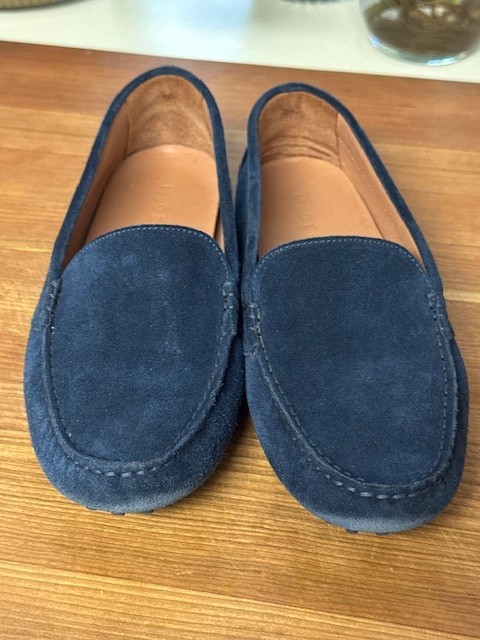 MINT M Gemi Navy Suede Driving Loafers Moc Toe Shoes Made in Italy Women Size 39