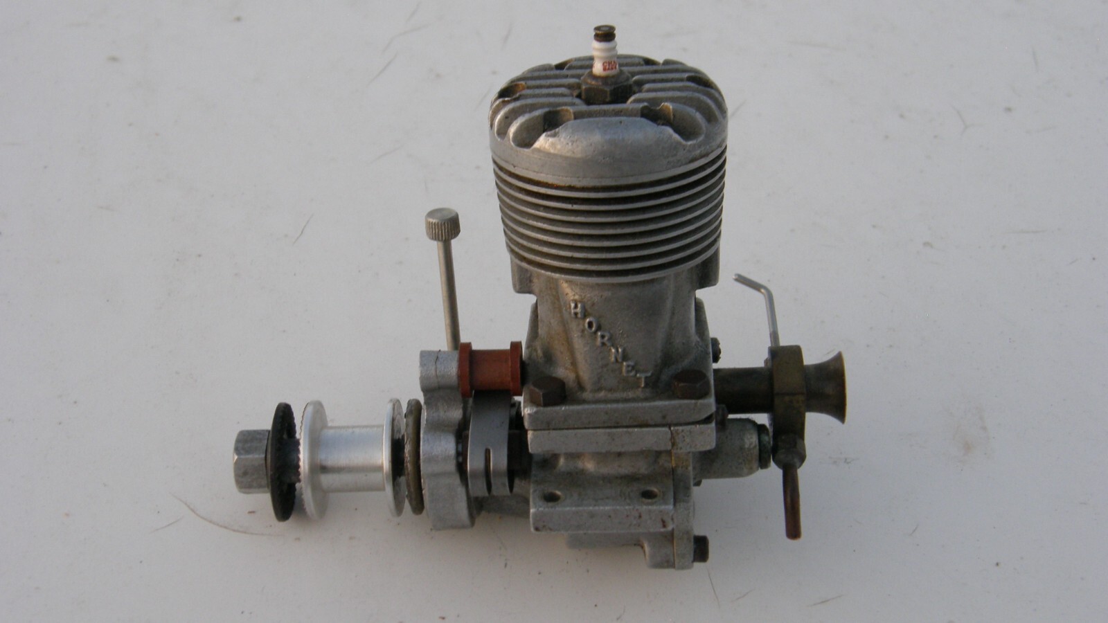 Hornet 60 Model Airplane Engine w/ Excellent Compression & Dual Ringed Piston
