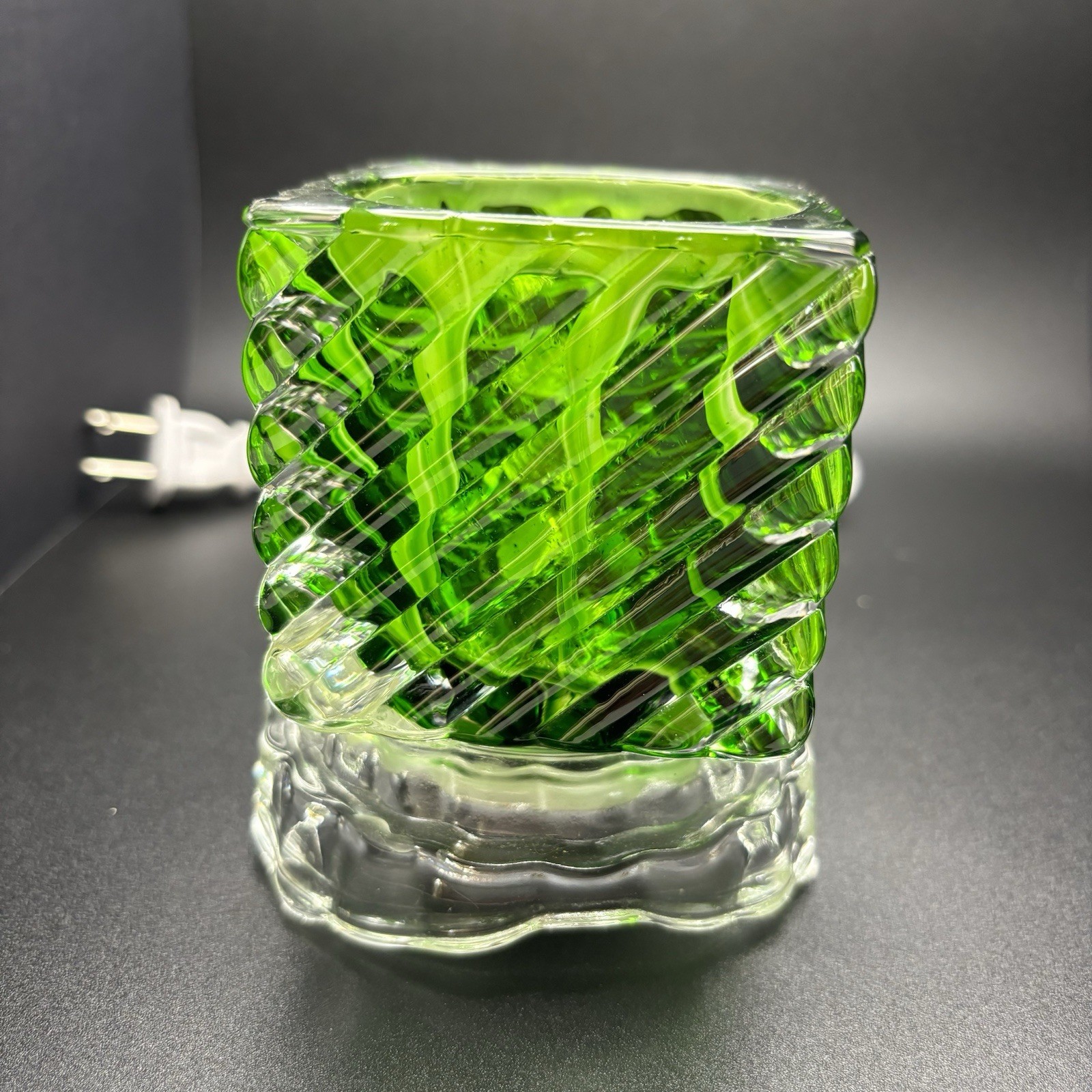 Electric Night Table Light With Dimmer Switch Beautiful Green With Clear Base