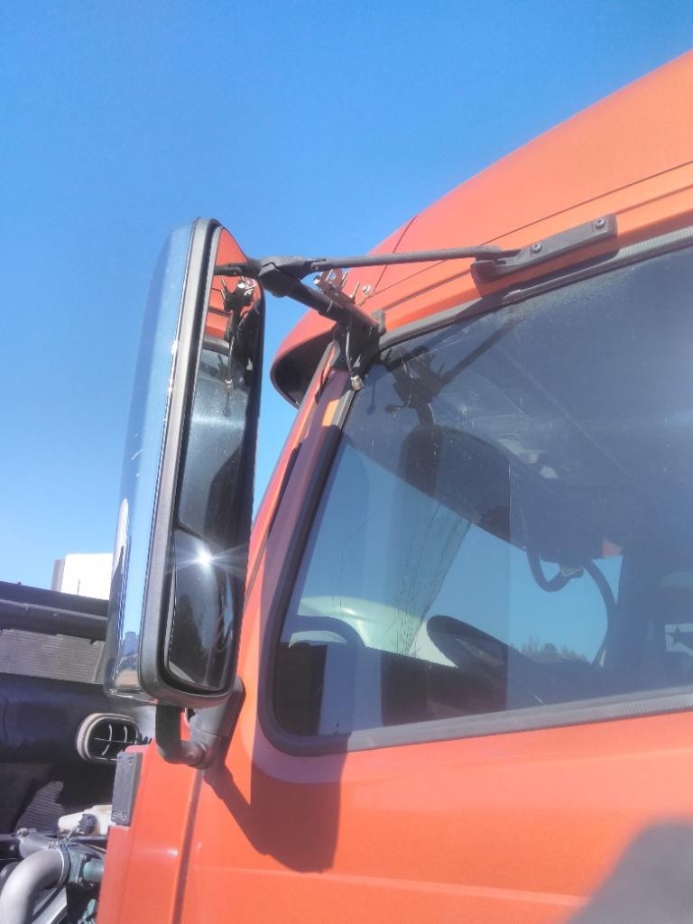 For 2014 VOLVO VNL CAB/DOOR MIRROR Left ,  GA