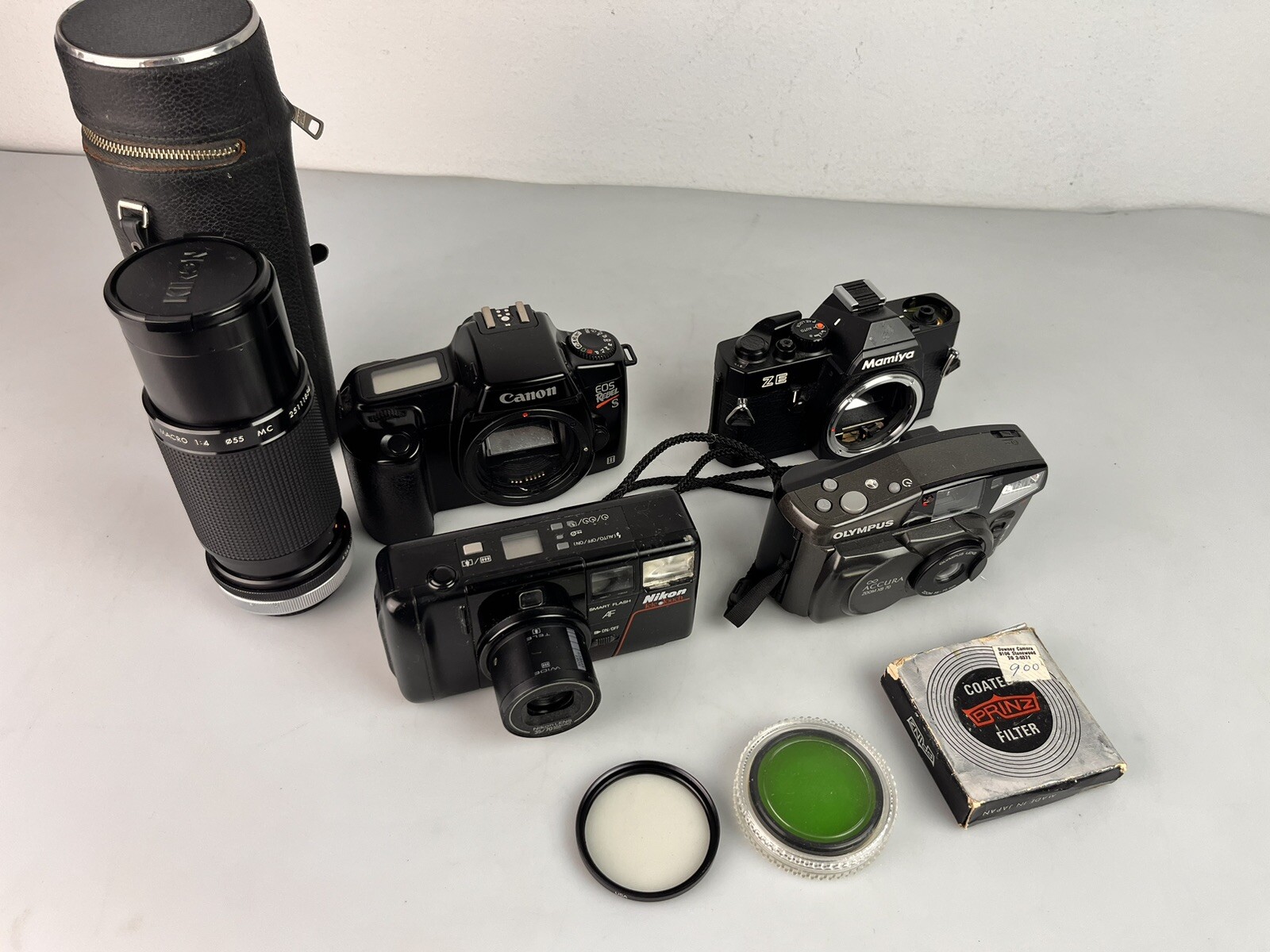 Lot Of Vintage Cameras, Lenses For Parts Or Repair