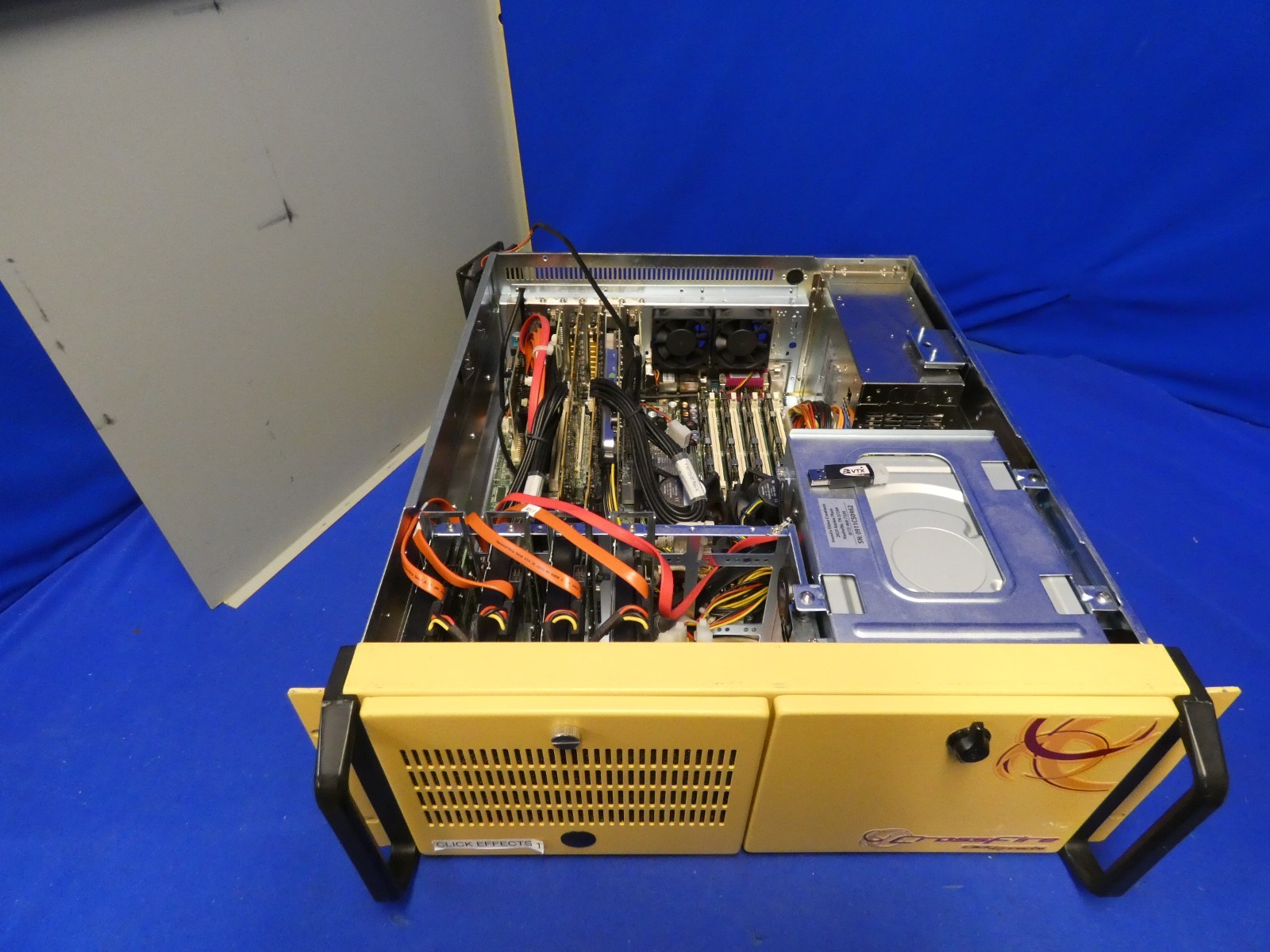 Click Effects Crossfire Broadcast Server for Parts (No Operating System)