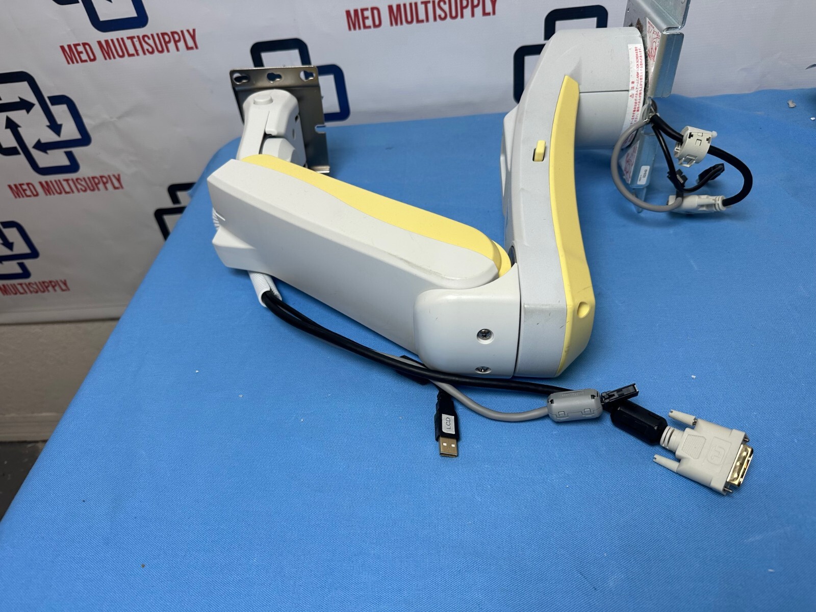 Hitachi Hi Vision Preirus - ARM