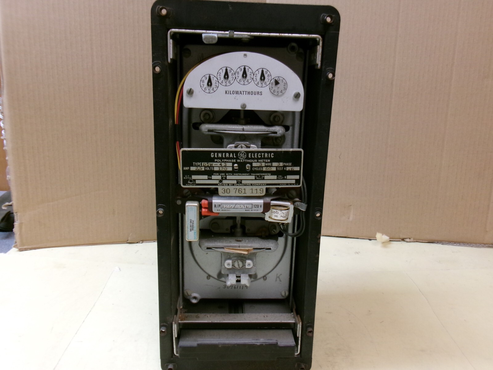 General Electric Type DSW-43 Polyphase Watt Hour Meter , 120V , 2.5A , 3W . 3PH