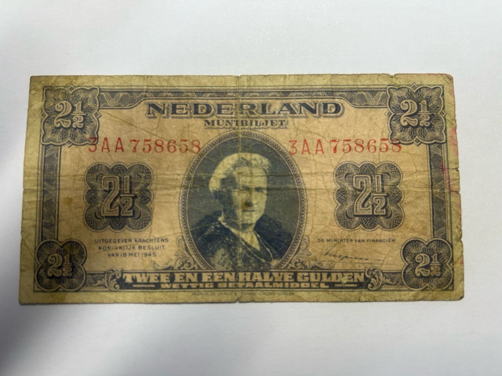 Netherlands 2½ Gulden Banknote 1945 – 3AA 758658