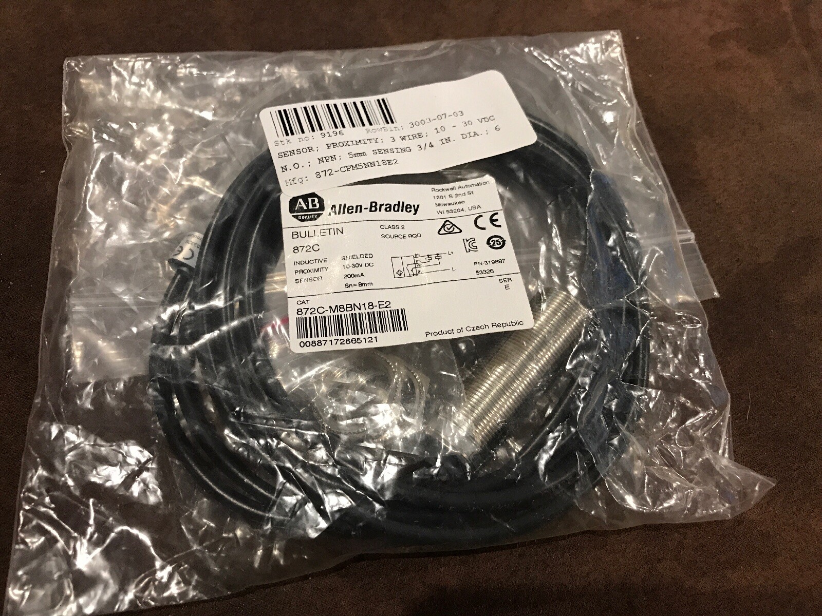 NEW Allen Bradley Inductive Proximity Sensor 872C-M8BN18-E2 Ser E FAST SHIP