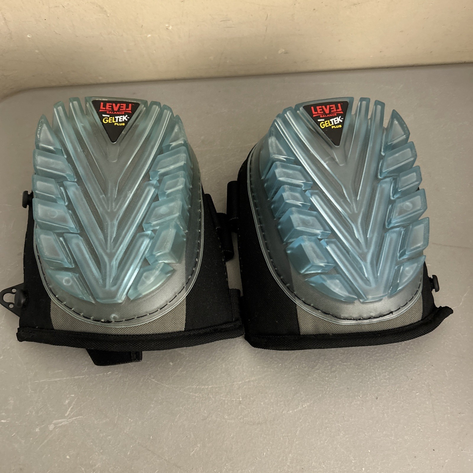 Craftsman Professional GELTEK Knee Pads- with Hard And Anti Skid