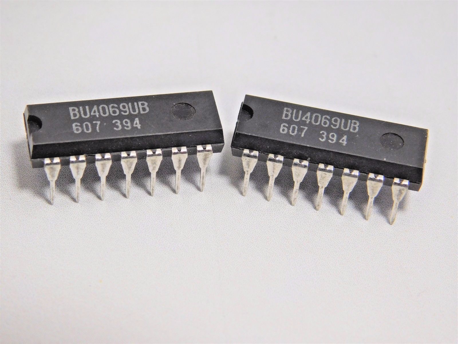 BU4066B / IC / DIP / 2 PIECES (qzty)
