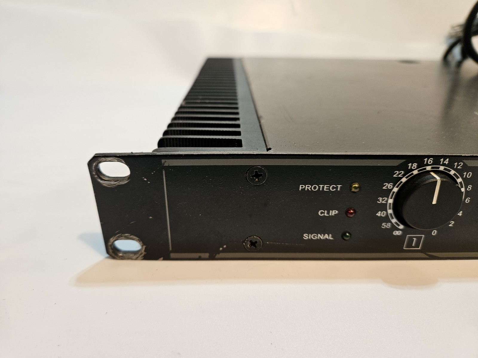 PHONIC MAX 500 Professional Power Amplifier UNTESTED
