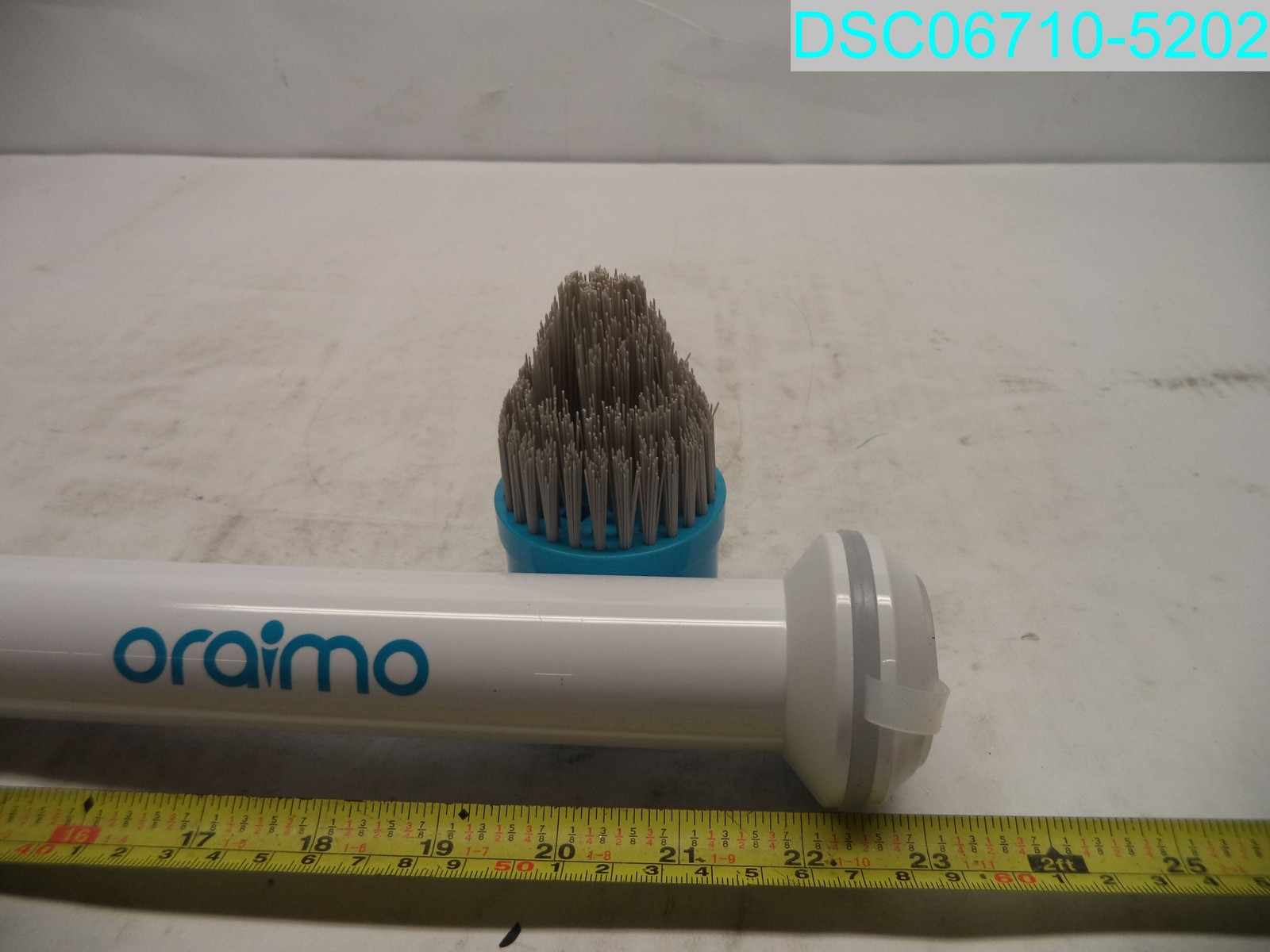 Oraimo Battery Compartment With Flat And Corner Brushes OSS-L101A