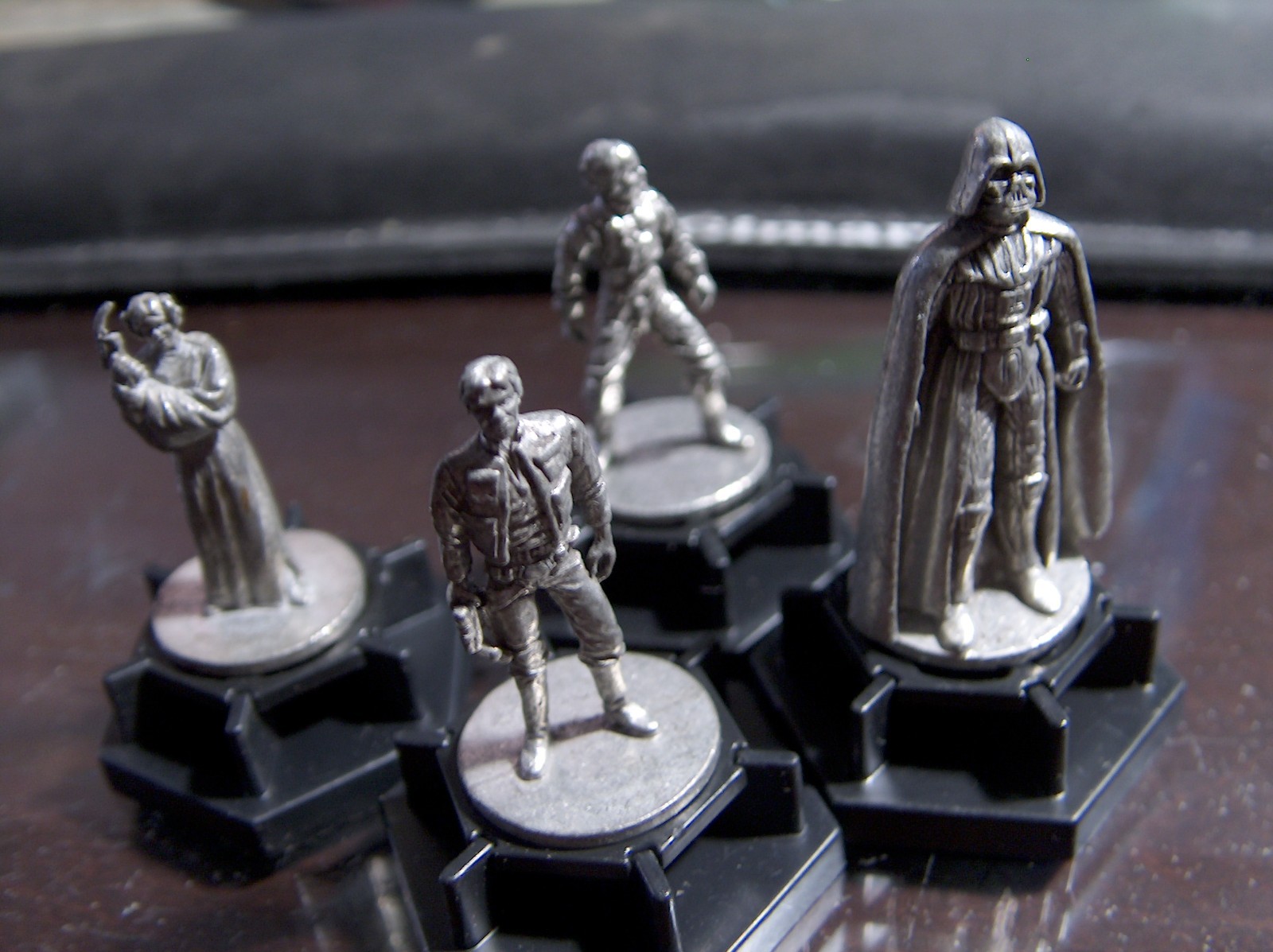 Trivial Pursuit Star Wars 4 Pewter  Tokens Movers Darth Vadar Princess