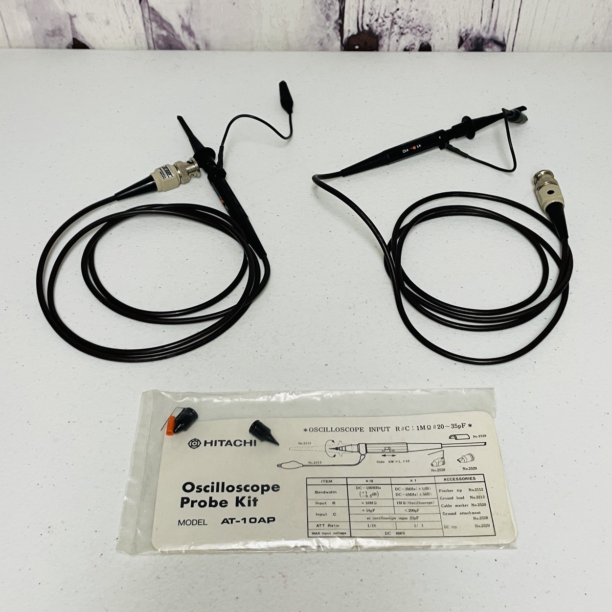 2 Hitachi AT-10AP Oscilloscope Probes